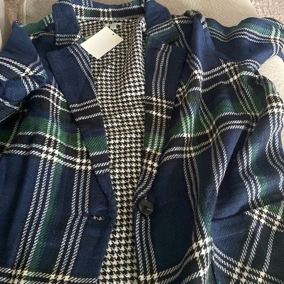 SUSINA Plaid Coat - Picture 16 of 16